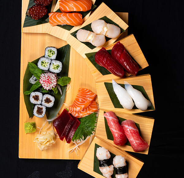Escalera de Sushi y Sashimi